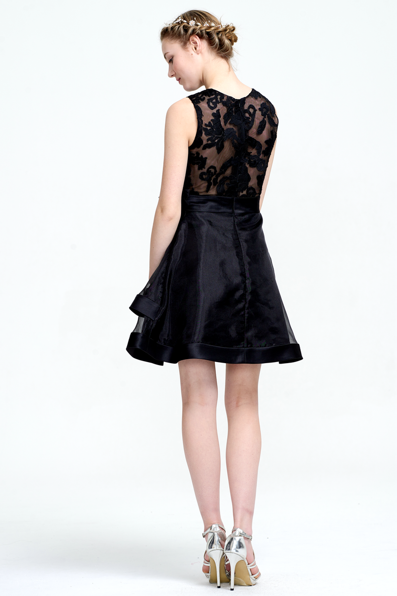 A-Line Scoop Neck Short/Mini Tulle Sleevless Homecoming Dress With Belt Flower