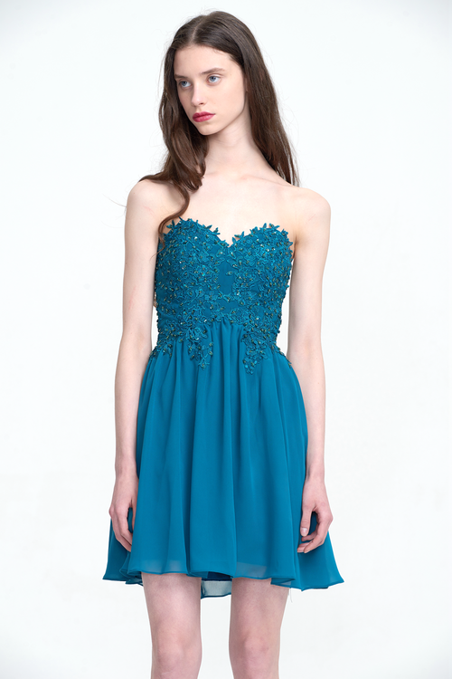 A-Line Strapless Short/Mini Sweetheart Chiffon Homecoming Dress With Beading