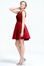 A-Line V-neck Short/Mini Ruffle Satin Homecoming Dress With Back Hole