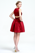 A-Line V-neck Short/Mini Ruffle Satin Homecoming Dress With Back Hole