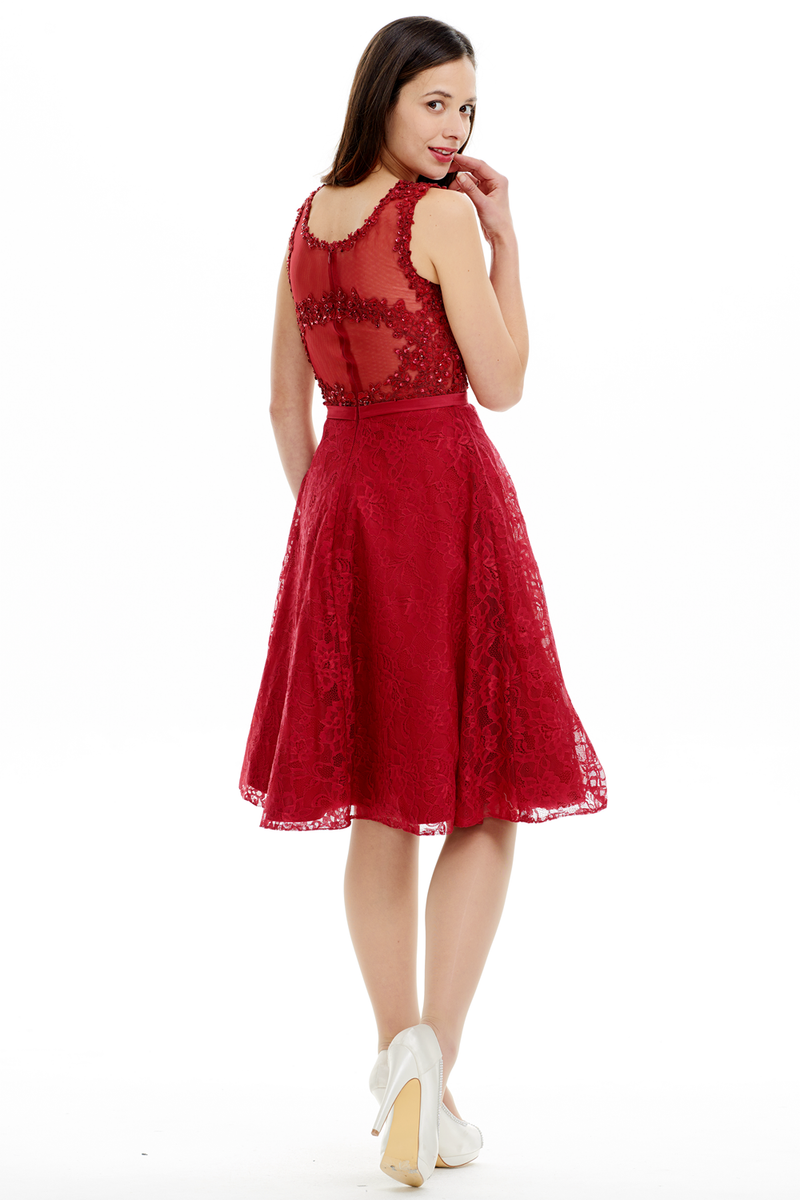 A-Line Scoop Neck Mini/Short Lace Homecoming Dress With Beading