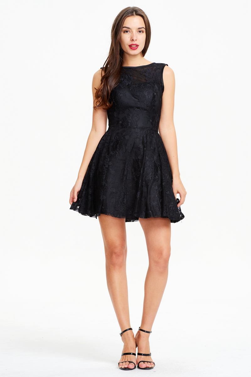 A-Line Scoop Neck V-back Mini/Short Lace Prom Dress